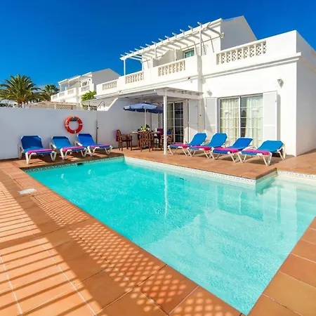 Siesta By ヴィラ *