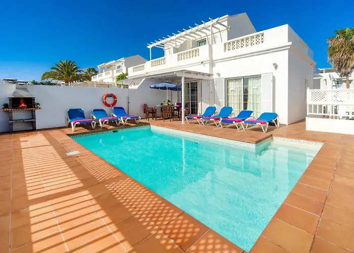 Siesta By ヴィラ *