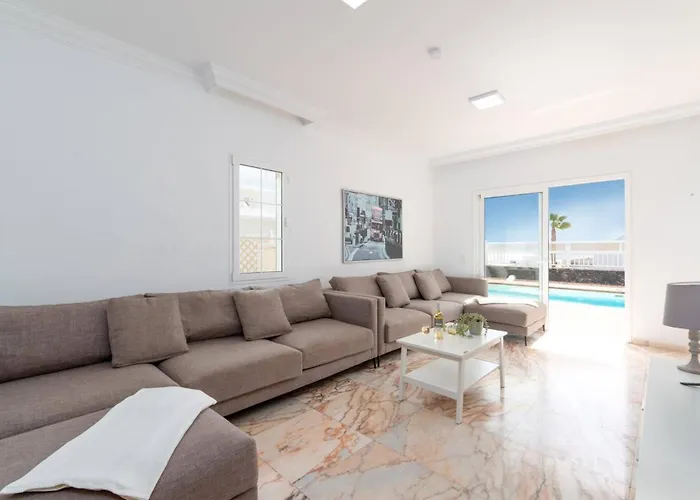 Siesta By ヴィラ *